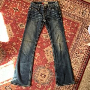 Women's Buckle new without tags Madison long jeans with custom venting.